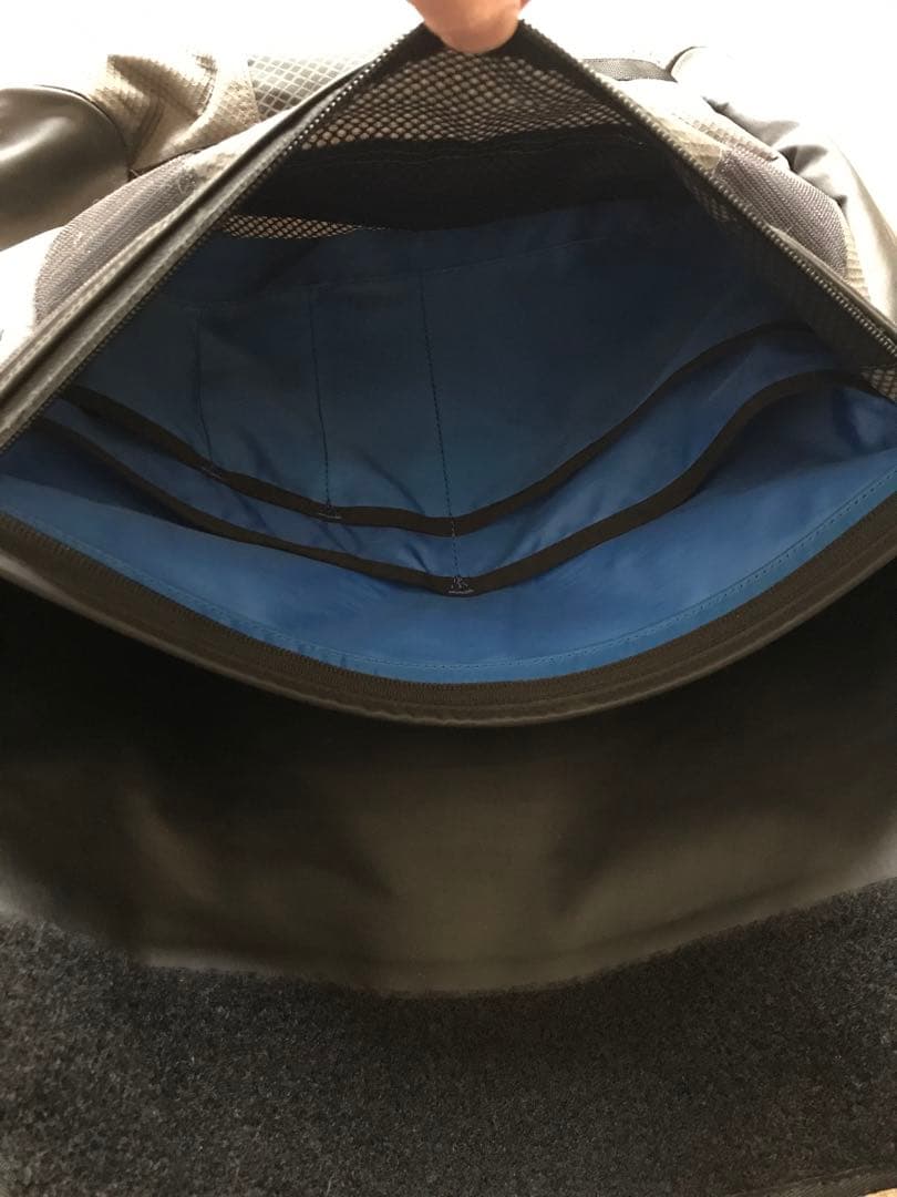 timbuk2 メッセンジャーバッグお洒落‼️