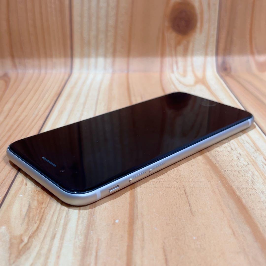 SIMフリー 本体 iPhone SE3 64 GB スターライト 083J