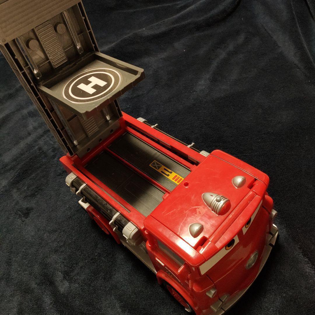 カーズ/メーター消防車トミカ立体駐車場✼レア