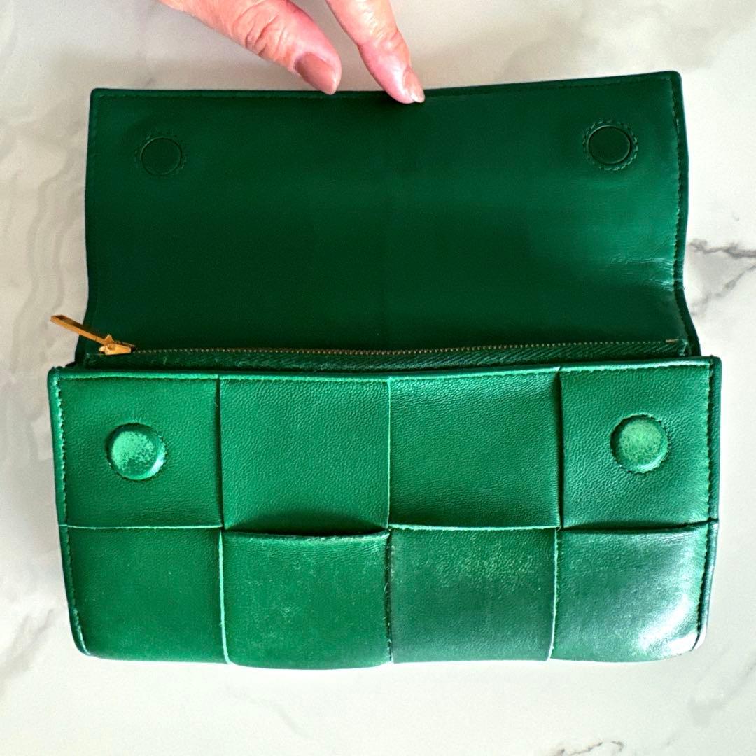 BOTTEGA VENETA カセット 長財布 フラップ グリーン