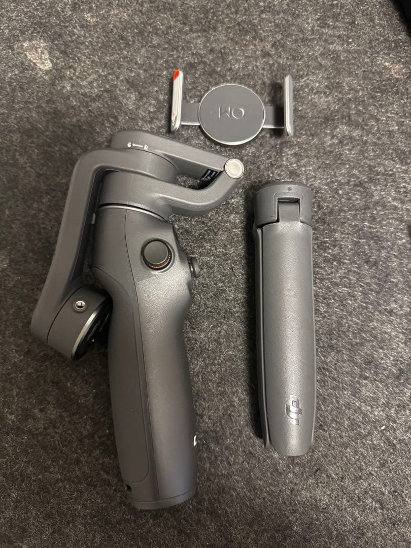 スマホジンバル　DJI Osmo Mobile 6