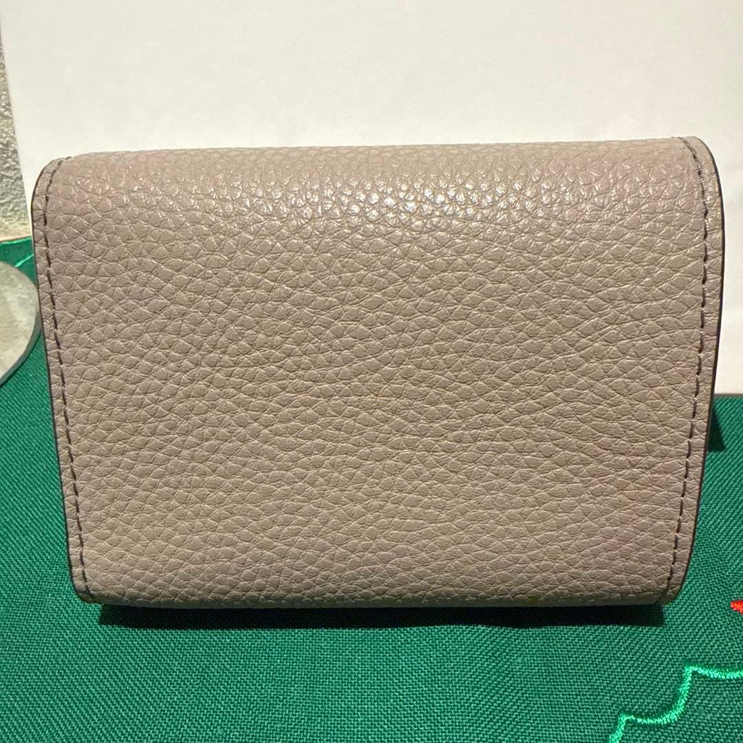【新品未使用】FURLA フルラ 財布✨三つ折り グレージュ グレー ベージュ