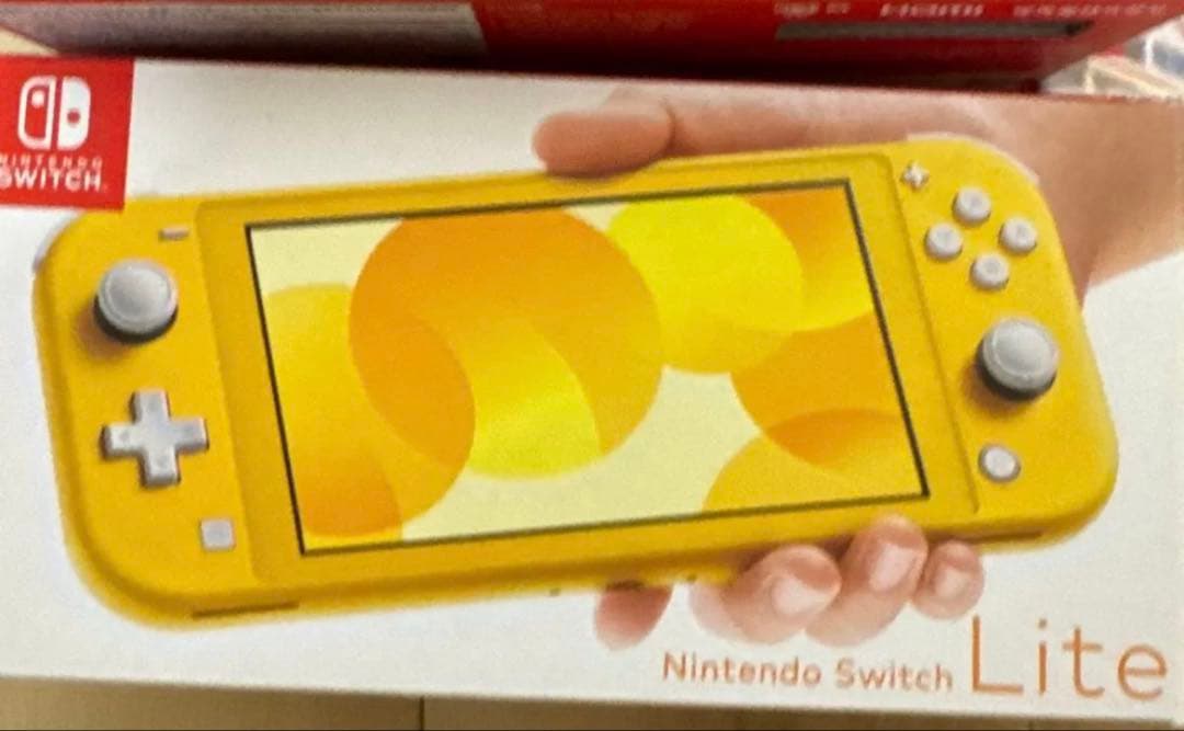 新品 ニンテンドースイッチ 国内専用 &ニンテンドースイッチライト ソフト4本