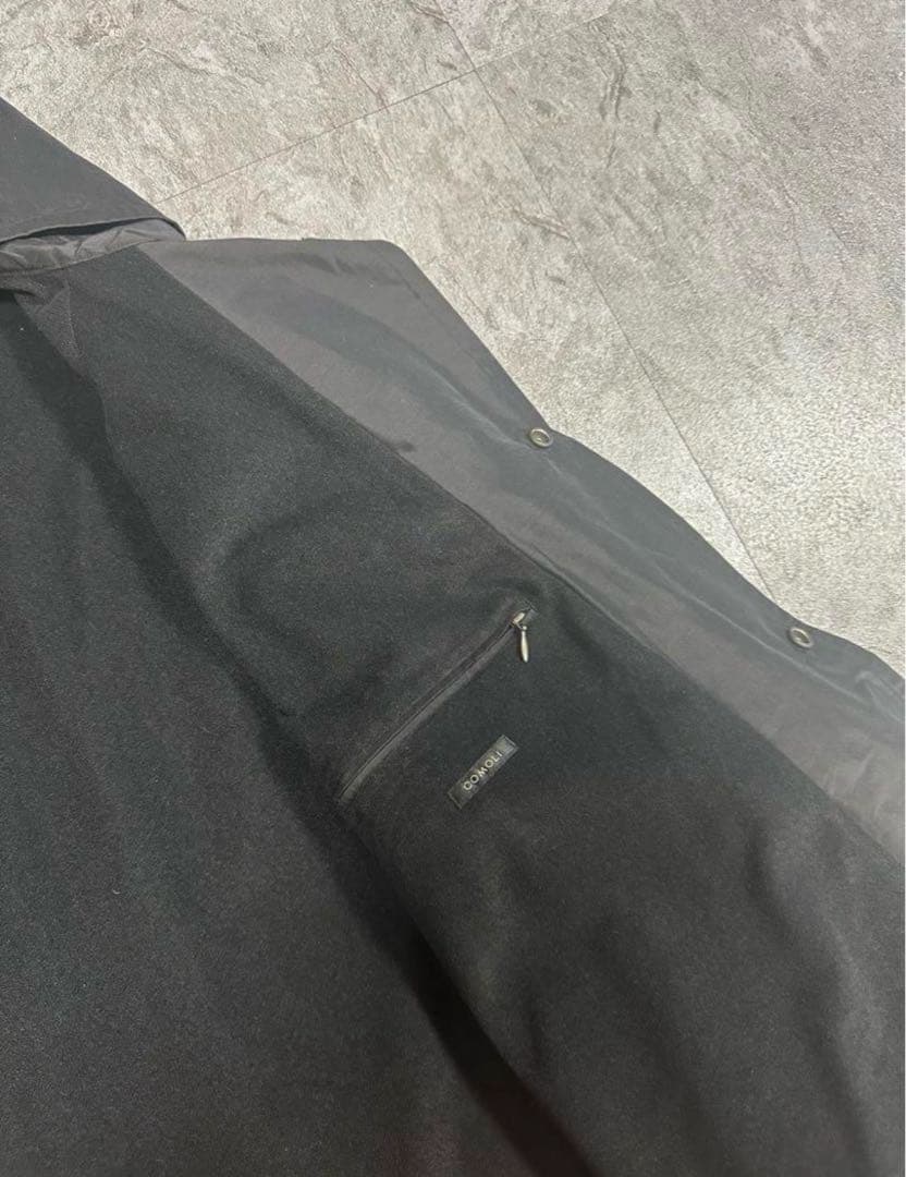COMOLI コットンシルクフーデットコート 2