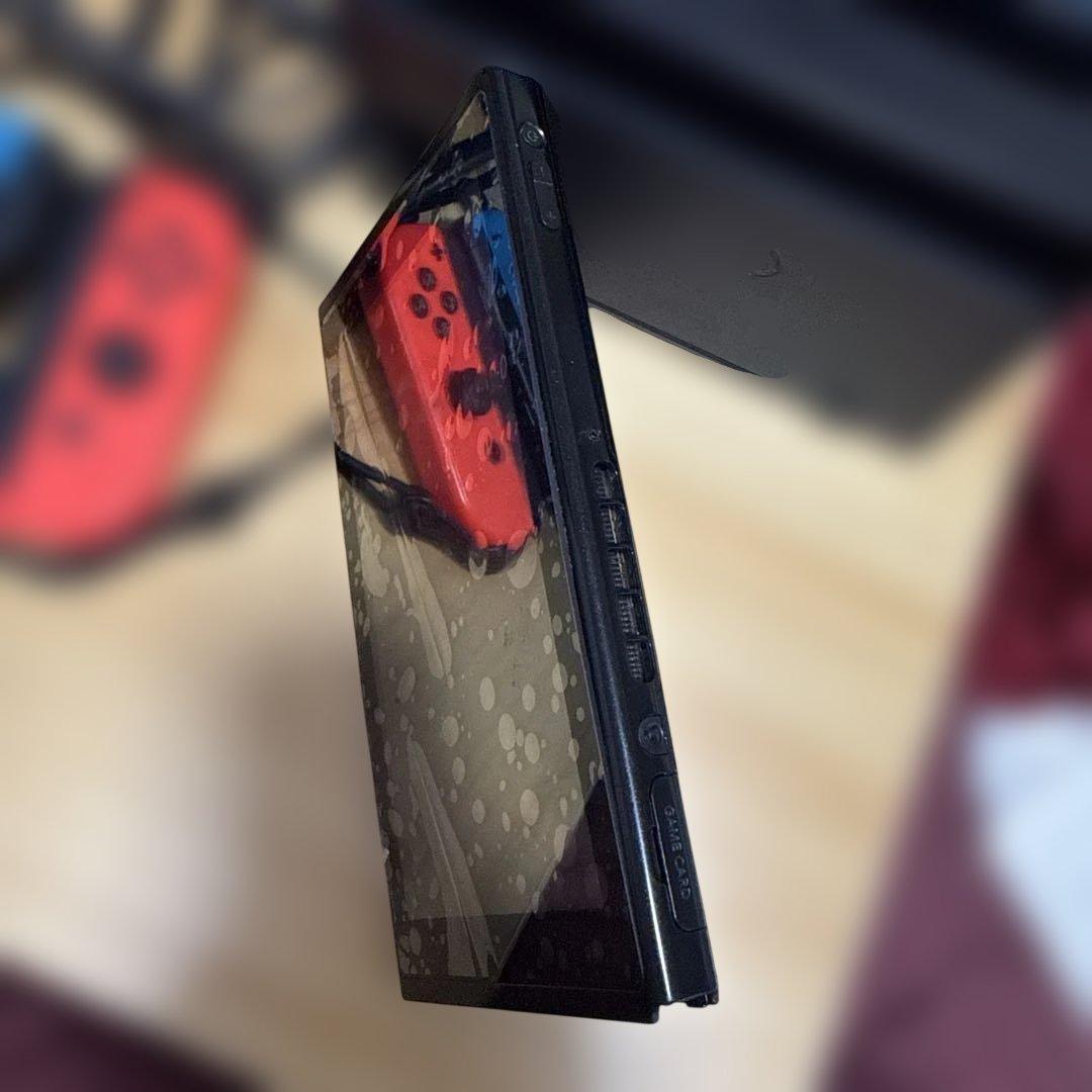 純正美品　Nintendo Switch 本体 ジョイコン他セット