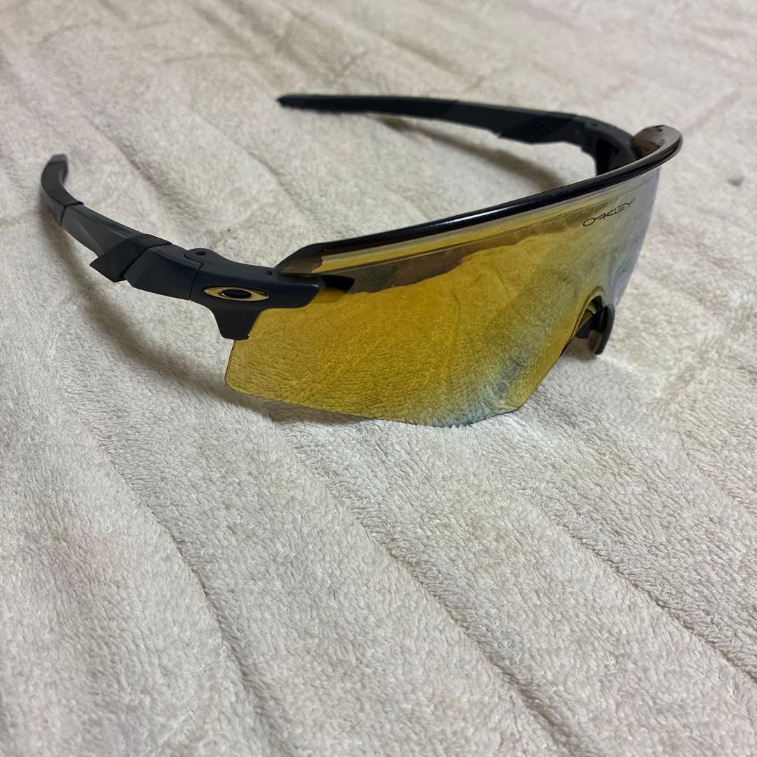Oakley スポーツサングラス ブラックフレーム イエローレンズ
