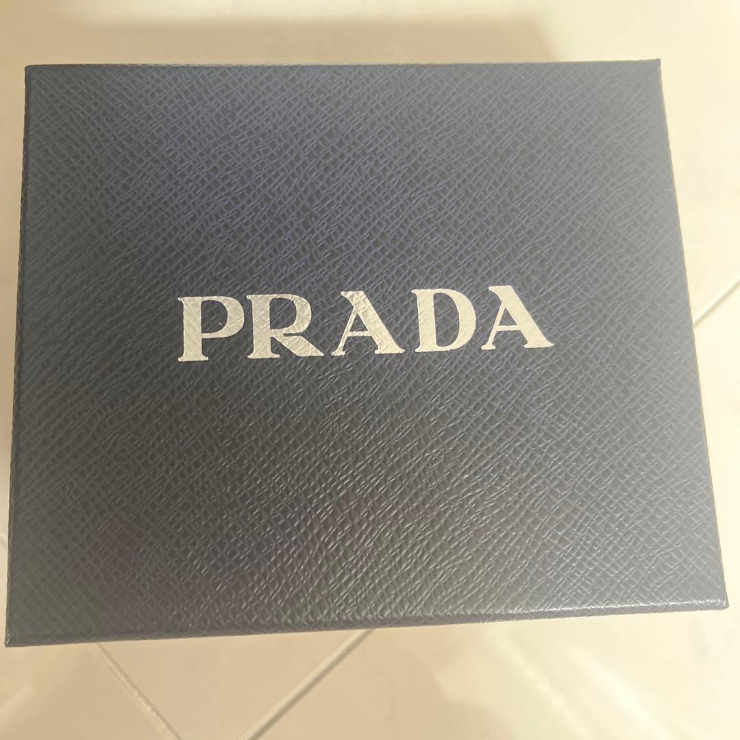 【新品】PRADA プラダ 三つ折り財布 コンパクトウォレット レザー ロゴ 黒