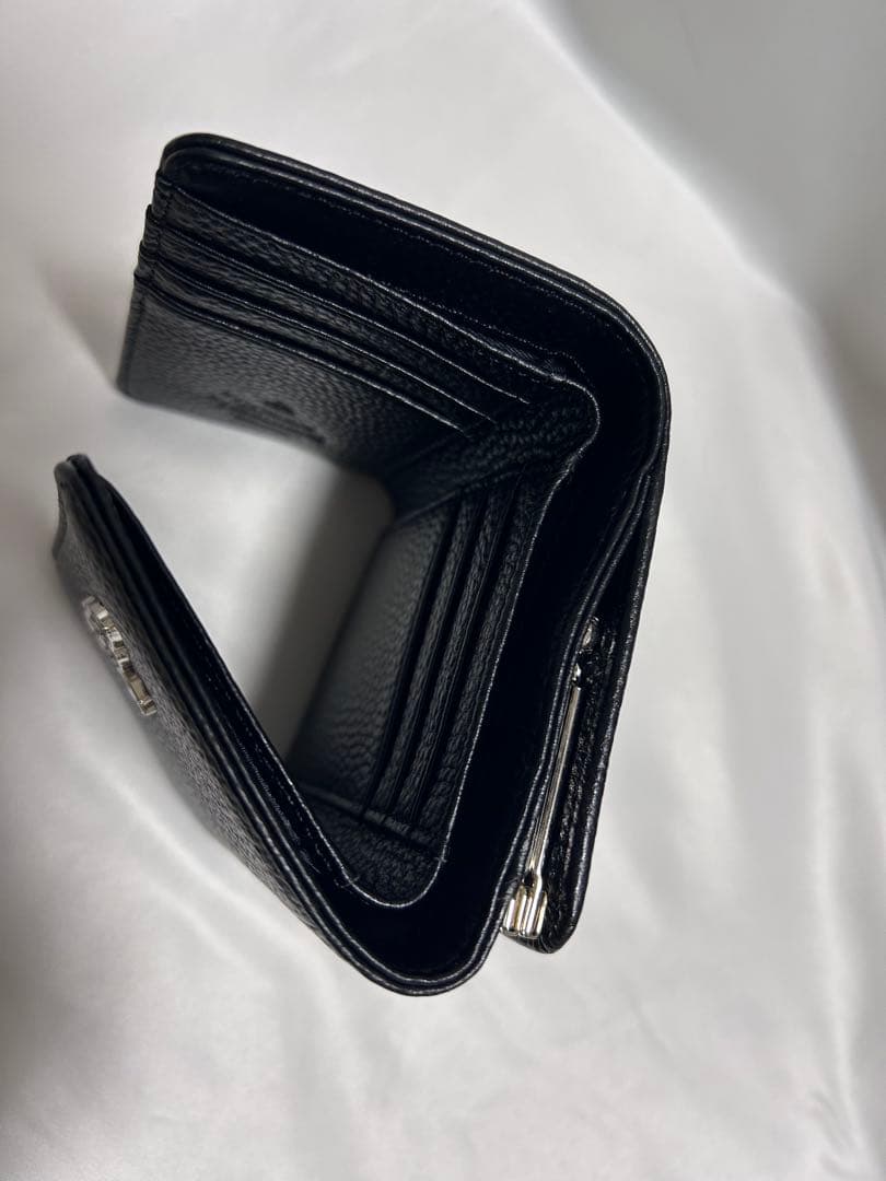 Vivienne Westwoodブラックレザー三つ折り財布