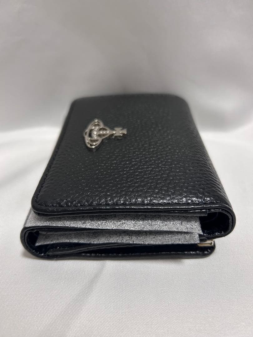 Vivienne Westwoodブラックレザー三つ折り財布