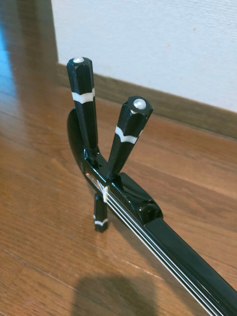 クララ 三線　沖縄　人工皮張り 　三味線　送料込み 美品