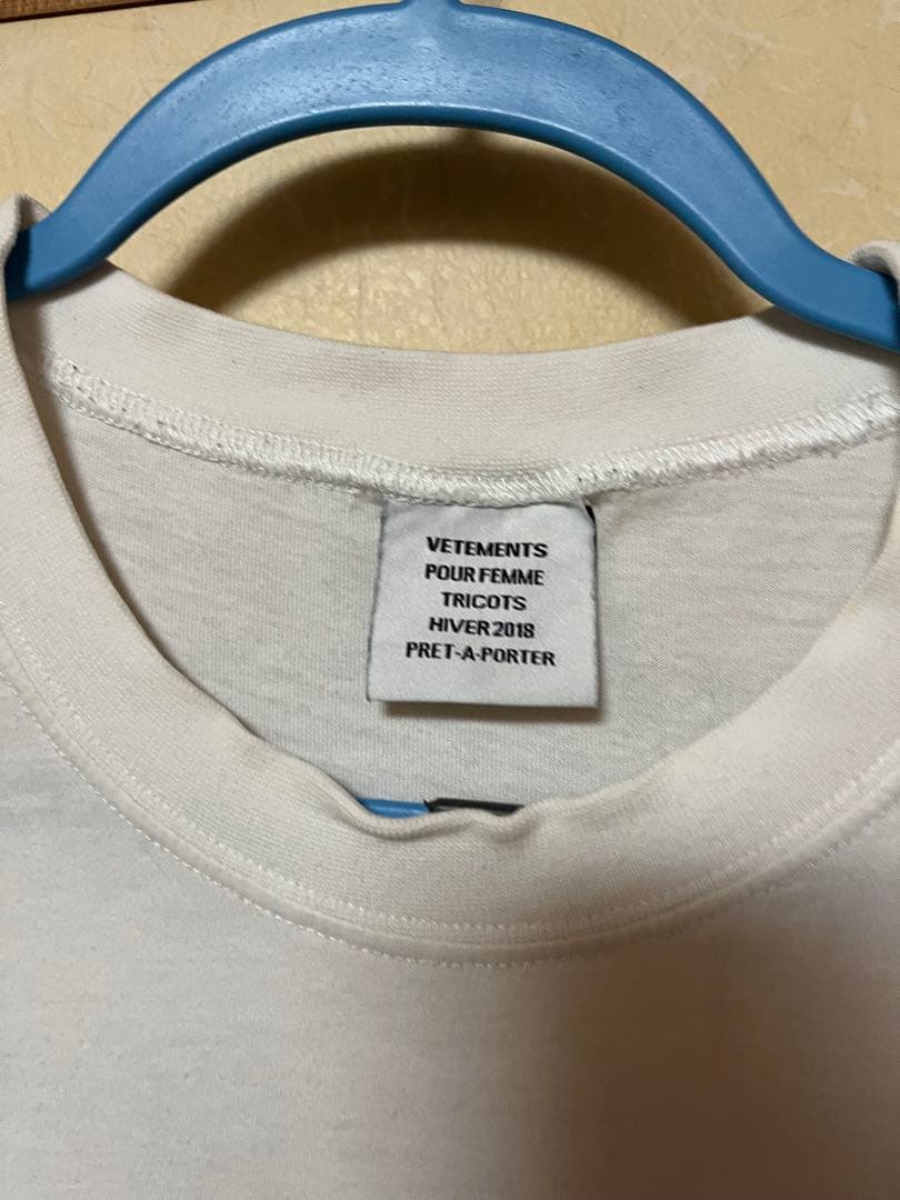 VETEMENTS STAFF Tシャツ HIVER 2019