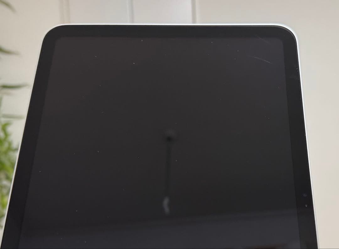 iPad A16 128GB Wi-Fi 充放電0回 バッテリ100%