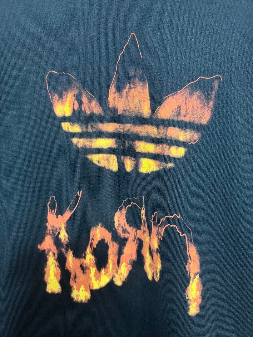 adidas Korn Tシャツ ブラック