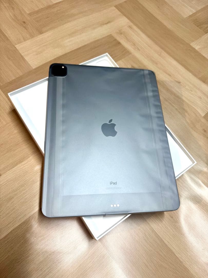 iPad Pro 12.9インチ 第4世代 スペースグレイ　256GB【美品】