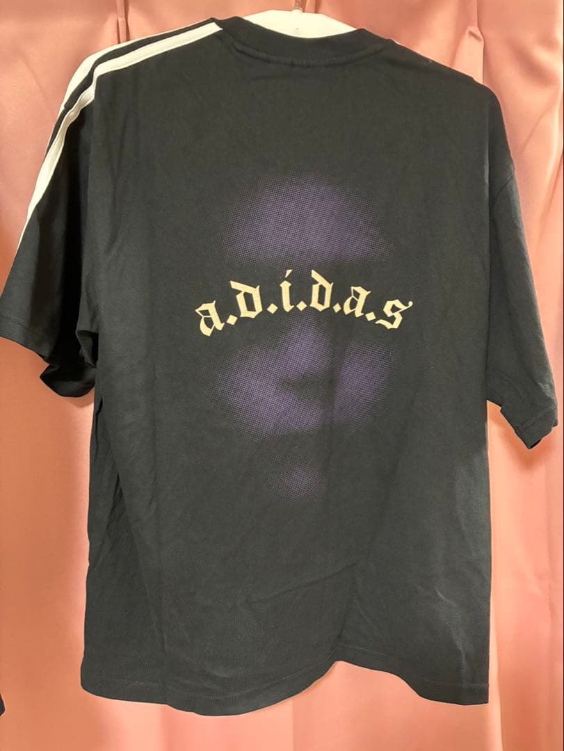 adidas korn Tシャツ