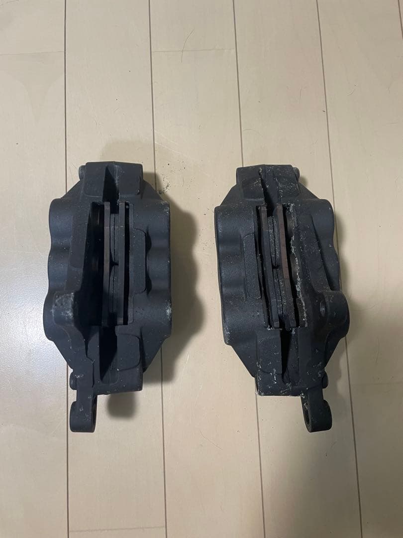 zrx1200 フロントブレーキキャリパー
