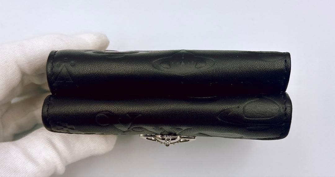 【新品✦最高】Vivienne Westwood ミニ財布 型押し 黒 大人気