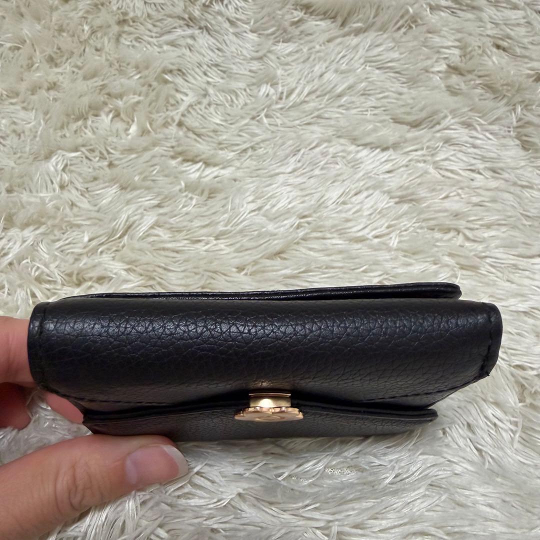 美品✨マリークワント　シーリングデイジーレター ミニウォレット　黒　レザー