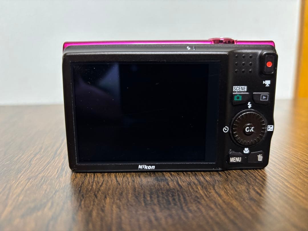 【人気のピンク】Nikon COOLPIX S6200