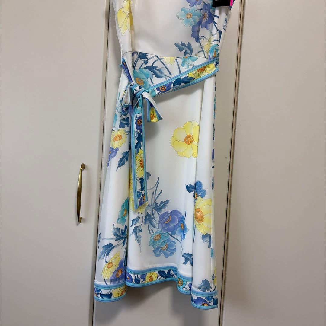 ★レオナール★タグ付き 新品 未使用品★ワンピース38サイズ★