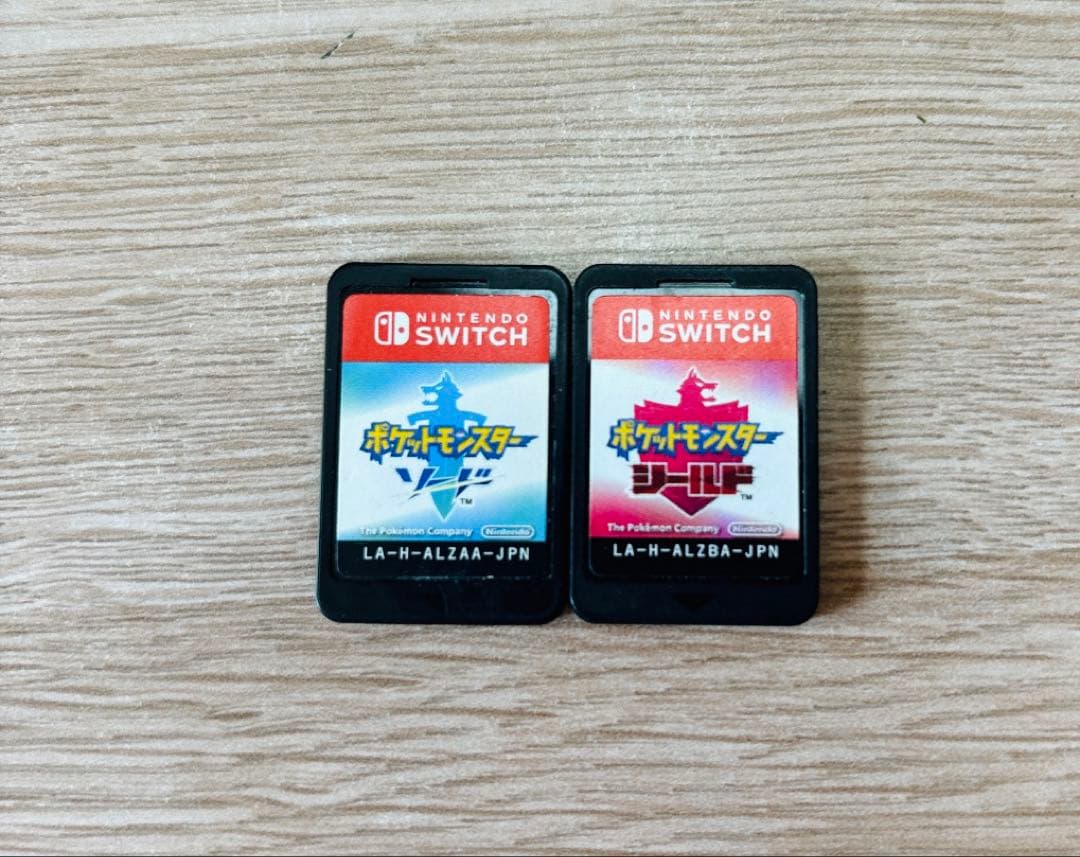 Nintendo Switchカセット ポケットモンスター　ソードシールド