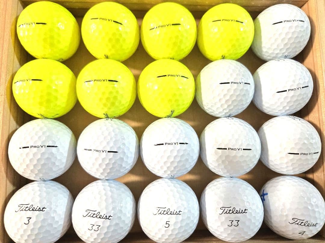超美品　2025最新モデル　タイトリスト　prov1　ロストボール