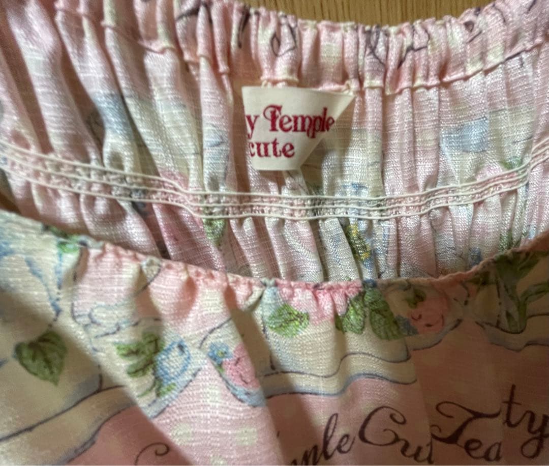 Emily Temple Cuteフラワーティーカップ ピンク ワンピース