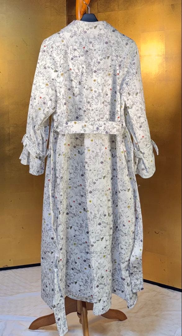 【Reneルネ】新品タグ付き定価165,000円希少価値スプリングコート38