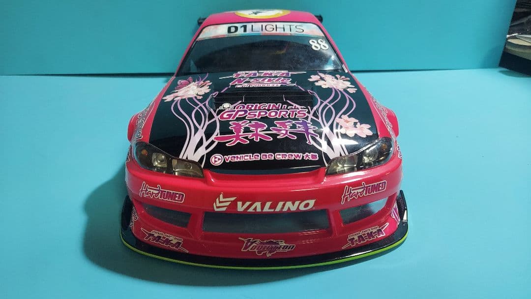 ADDICTION製S15シルビア　D1Lightsレプリカボディ
