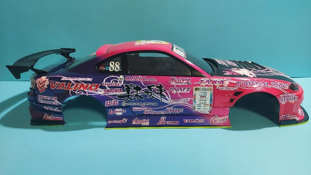 ADDICTION製S15シルビア　D1Lightsレプリカボディ