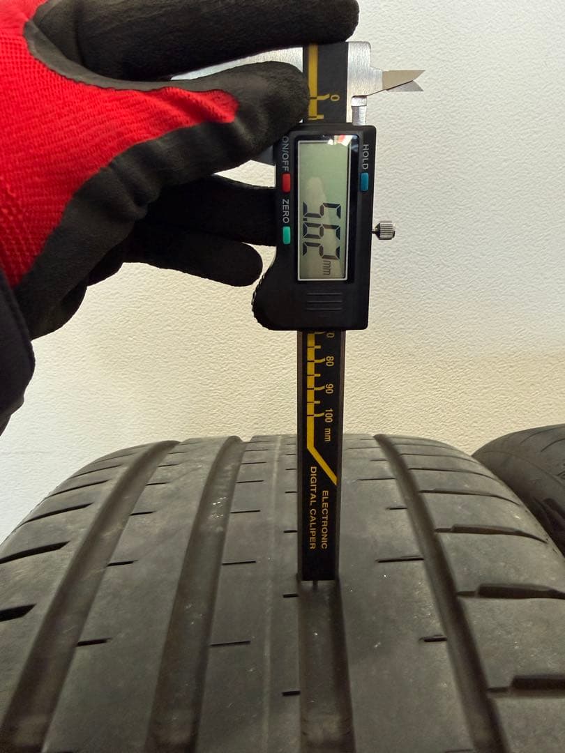 FALKEN AZENIS FK520L 275/35R19 2024年製 2本
