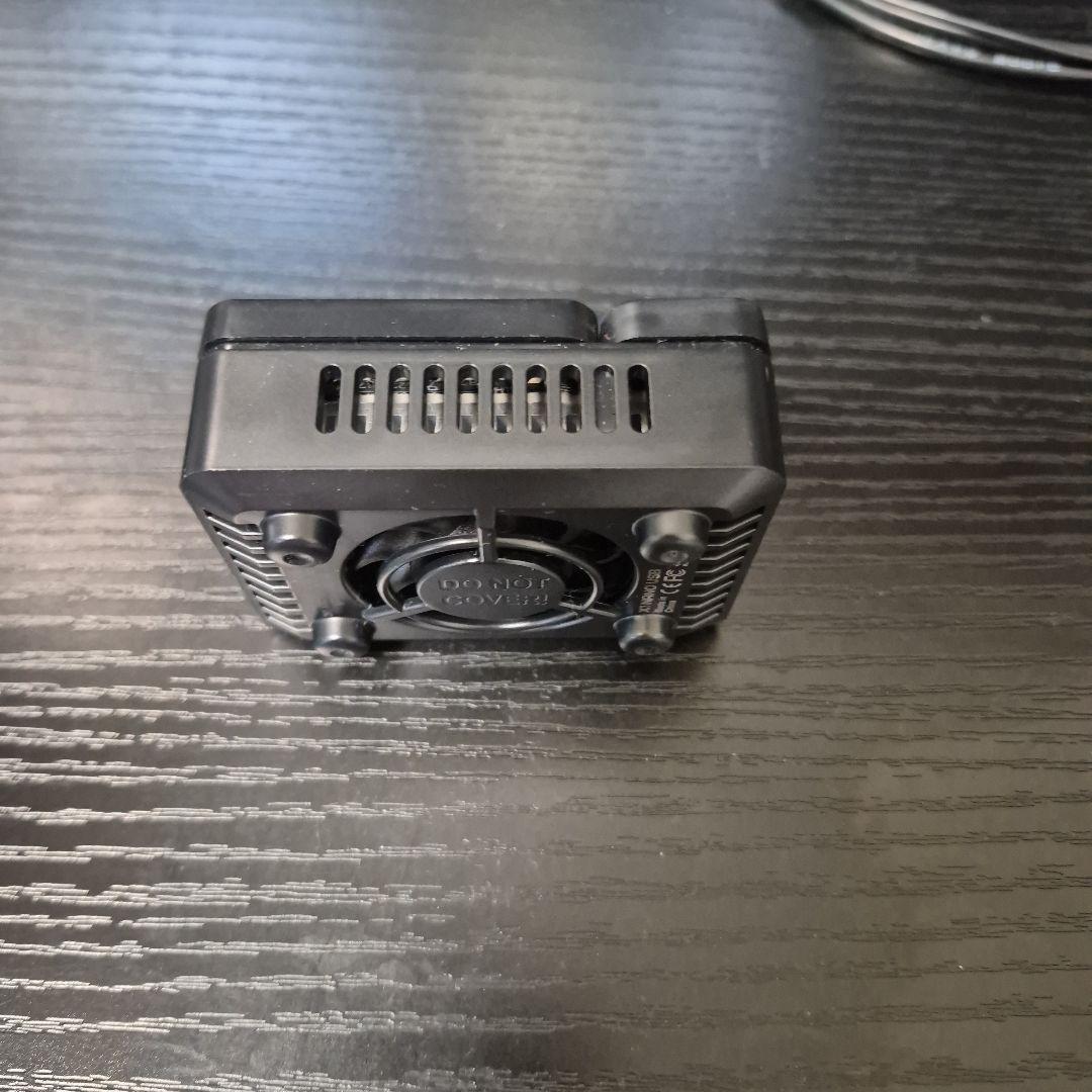 Hitec X1 NANO USB 充電器 200W
