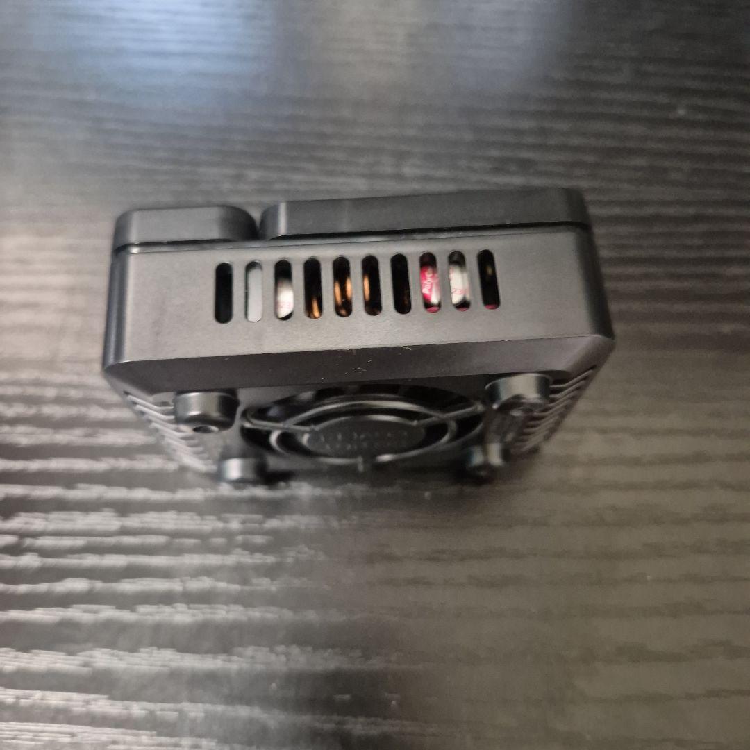 Hitec X1 NANO USB 充電器 200W