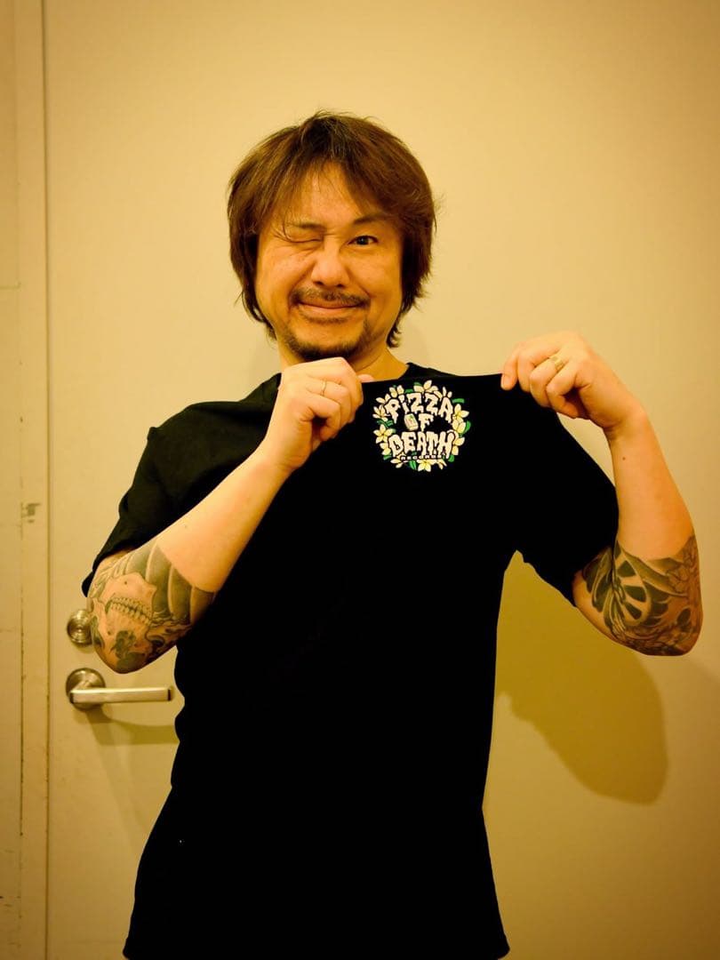 ミュージシャン Ken Yokoyama HAGIWARA JUKU TIKI TEE XL