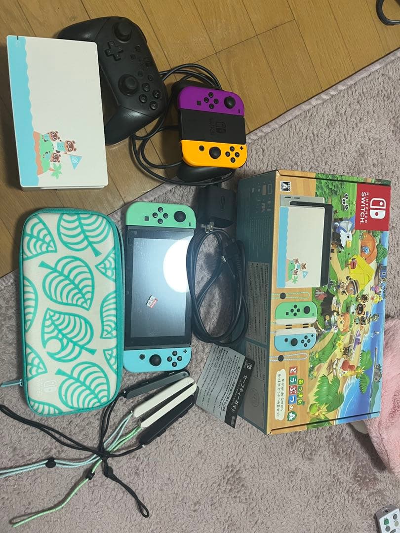 Switchあつ森デザイン（ケース、プロコン、SDカードJoy-Con2個付）