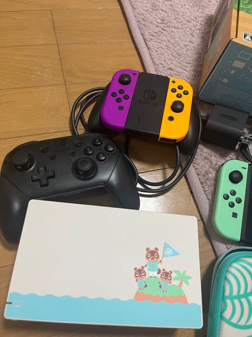 Switchあつ森デザイン（ケース、プロコン、SDカードJoy-Con2個付）