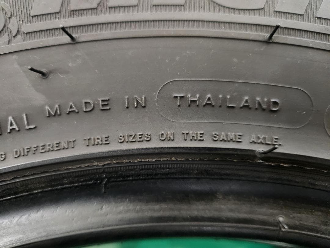 送料込☆2024年製 ミシュランタイヤ 195/80R15 LT☆1本