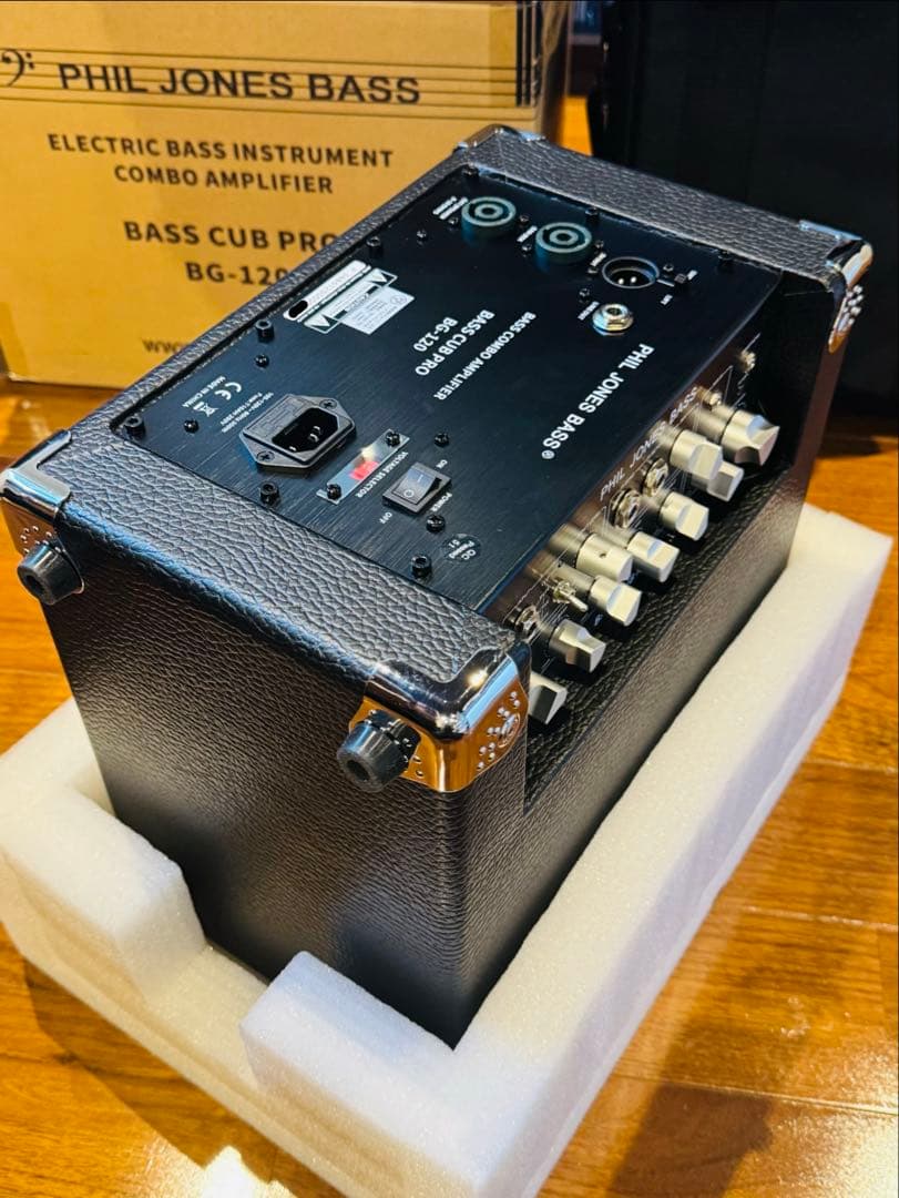 Phil Jones Bass Cub Pro BG-120 キャリングバッグ付