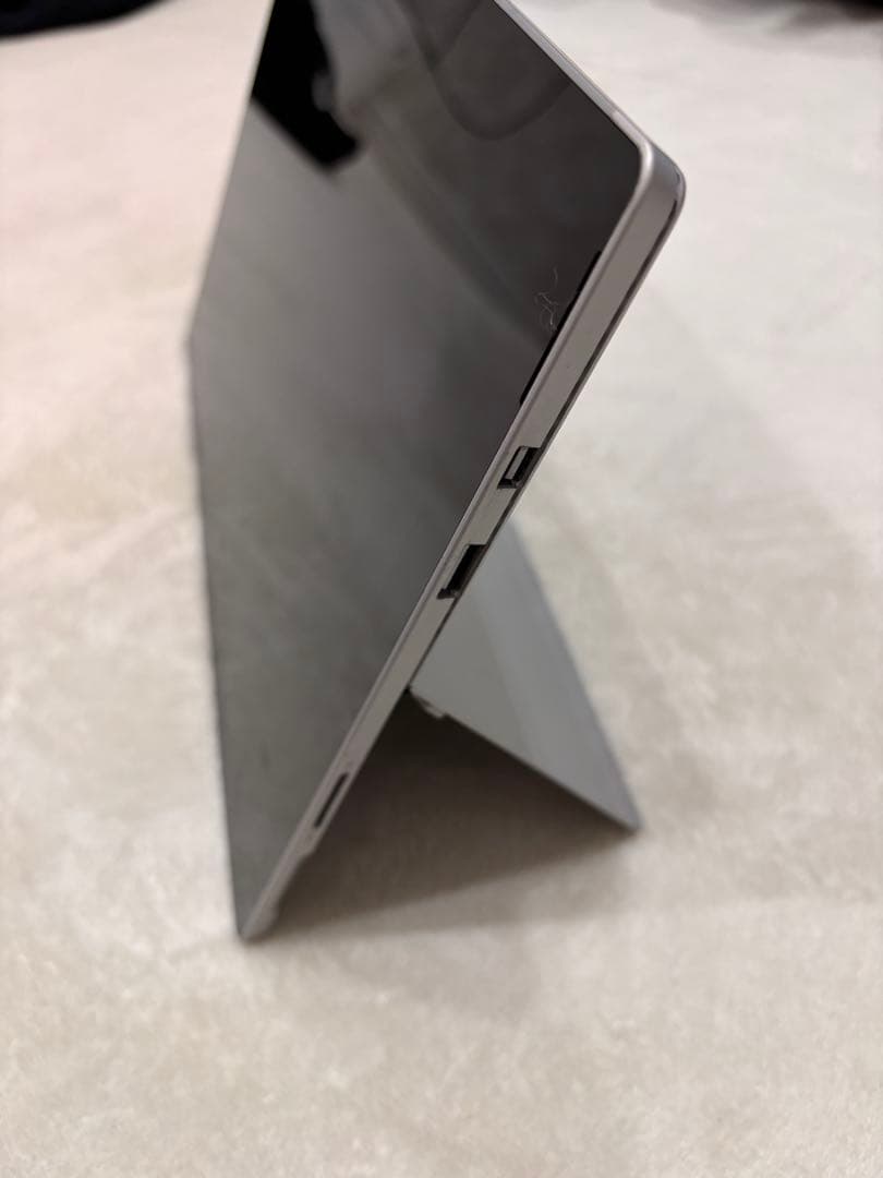 Microsoft Surface Pro 4 タブレットPC