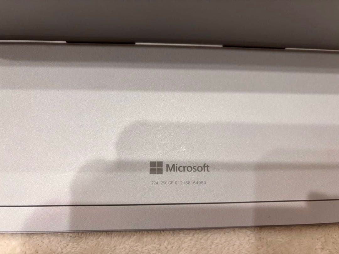 Microsoft Surface Pro 4 タブレットPC