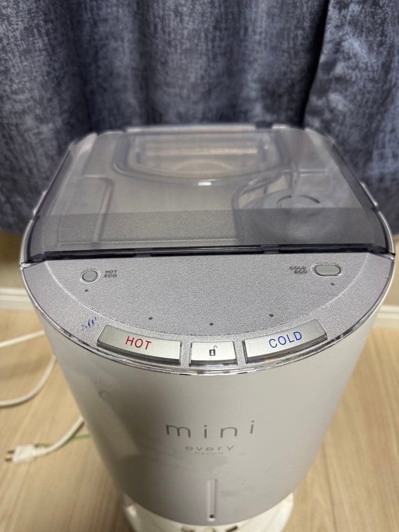 エブリィフレシャスミニevery frecious mini ウォーターサーバー