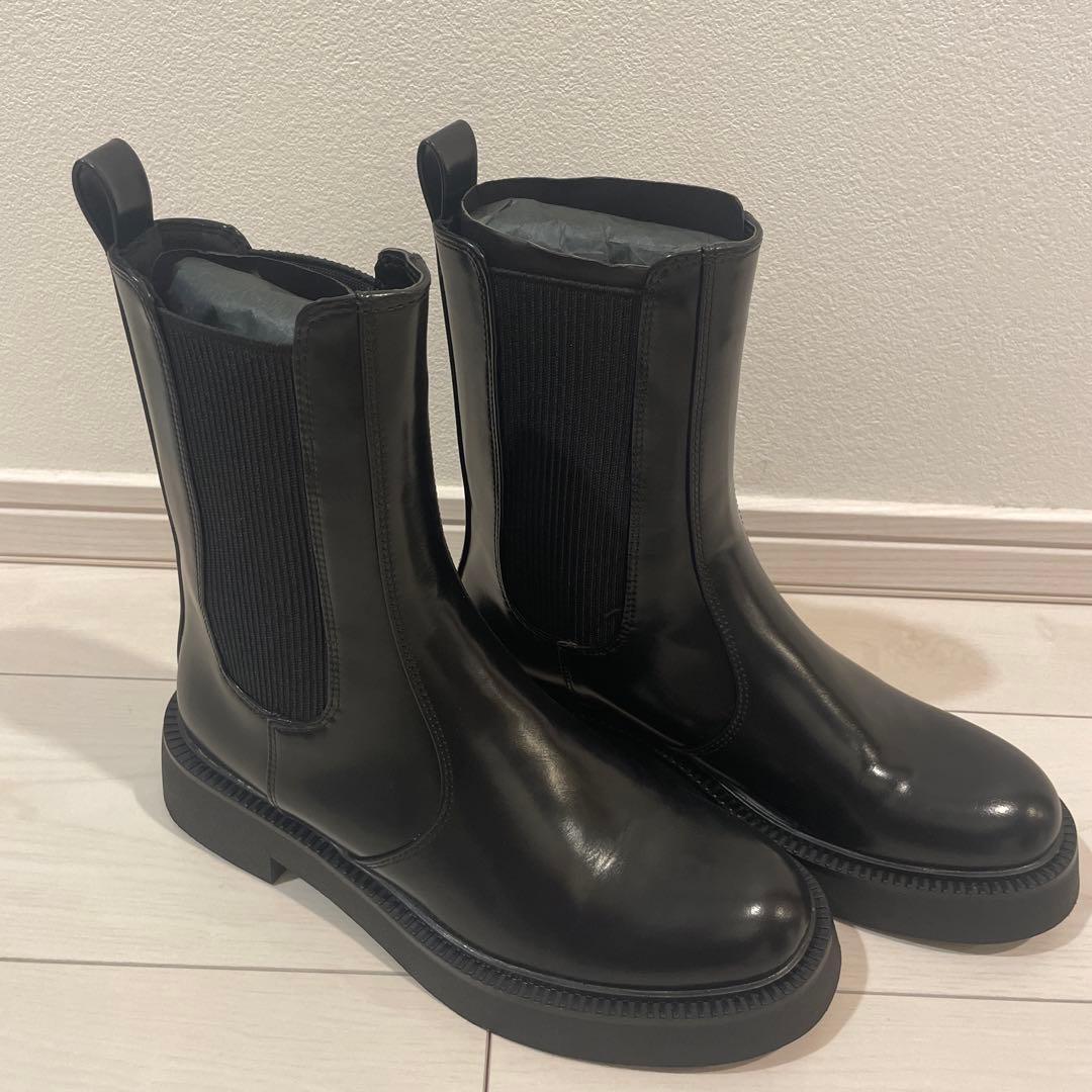 【新品未使用】ZARA ザラ　チェルシーショートブーツ　ブラック 37／24㎝