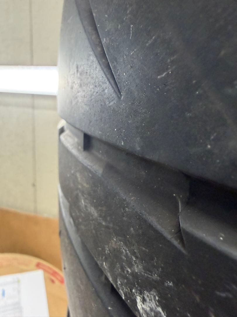 バリ山！！シバタイヤ　r23 TW300 255/35r18