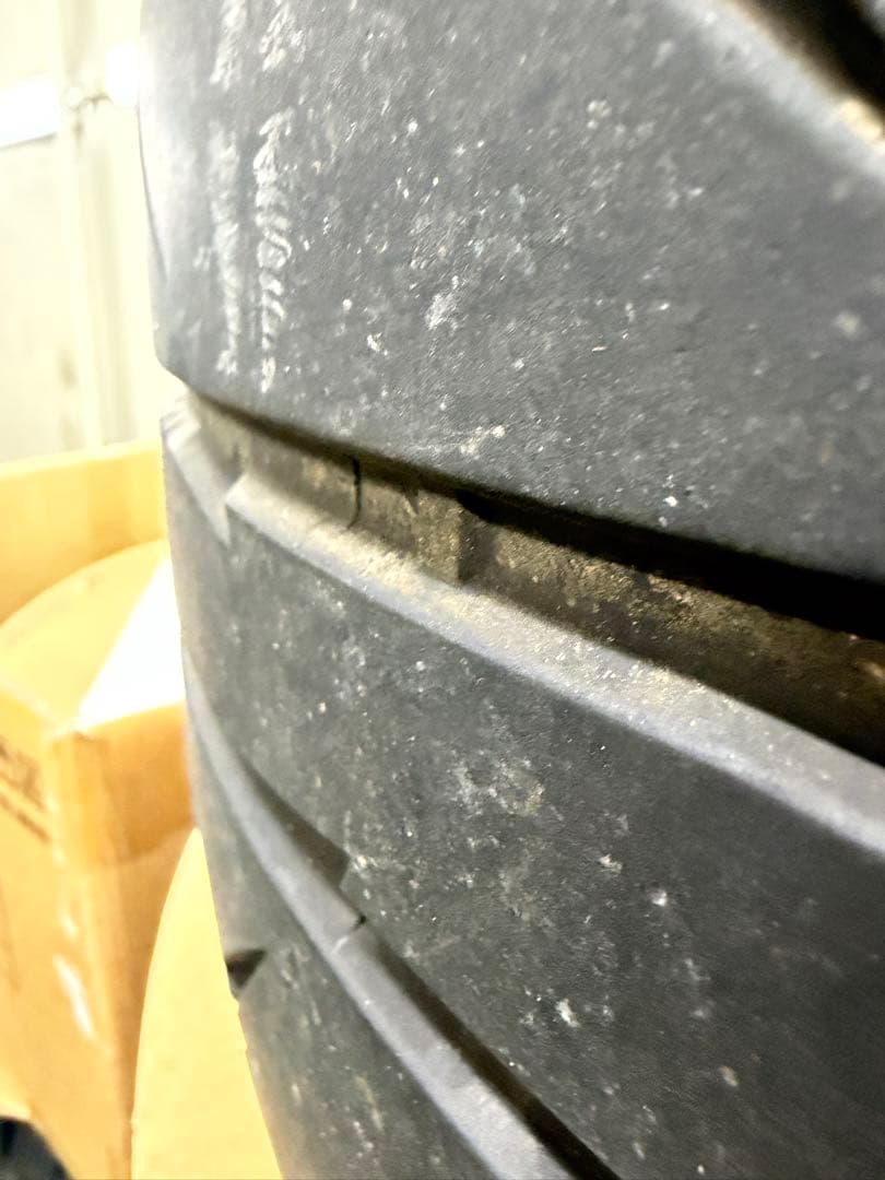 バリ山！！シバタイヤ　r23 TW300 255/35r18
