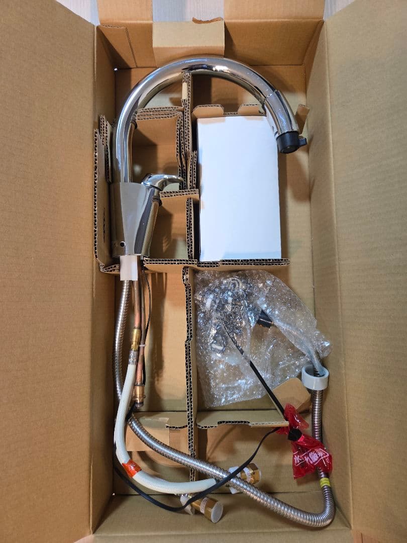INAXキッチン用タッチレス水栓SF-NB451SXU、100V電源対応。