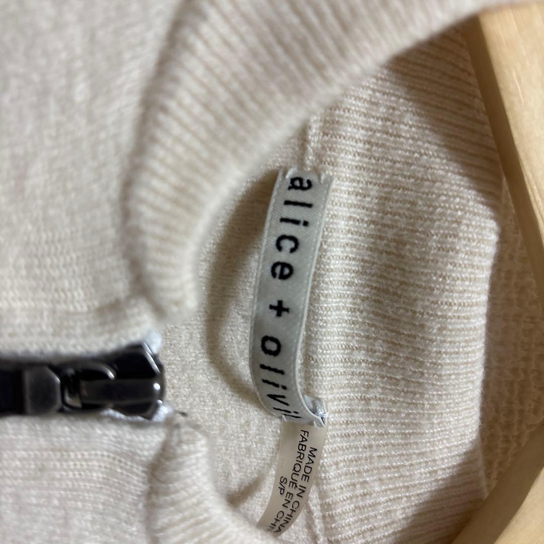 ダ*チ様 alice +olivia アリスオリビア　総柄ジップカーディガン　ホ