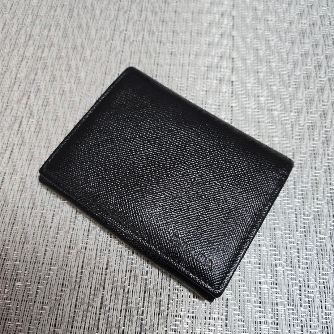 未使用級　PRADA　プラダ　サフィアーノ　レザー　名刺入れ　カードケース　黒