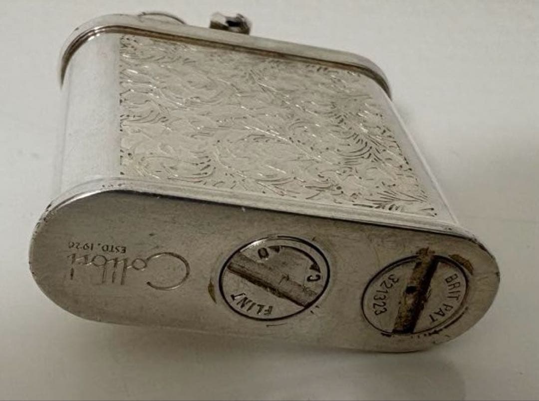 【中古】コリブリ Colibri オイルライター　唐草模様