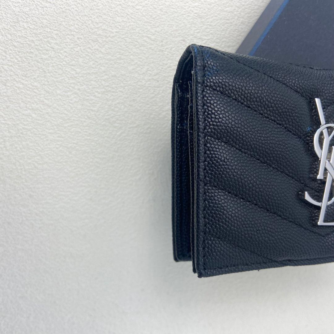 Saint Laurent（サンローラン） 2つおり財布