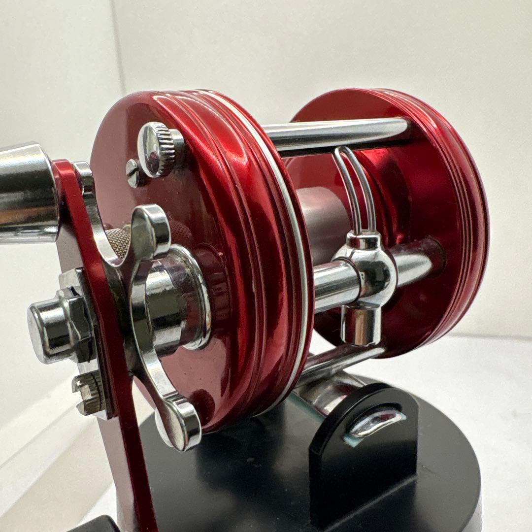 ABU5000 ベイトリール レッド